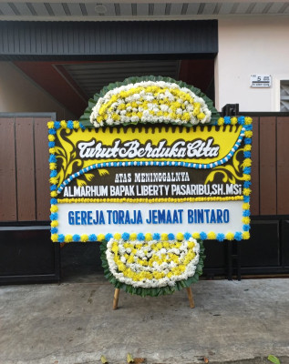 Papan Bunga Duka di Simirik