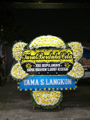 Papan Bunga Duka di Simirik